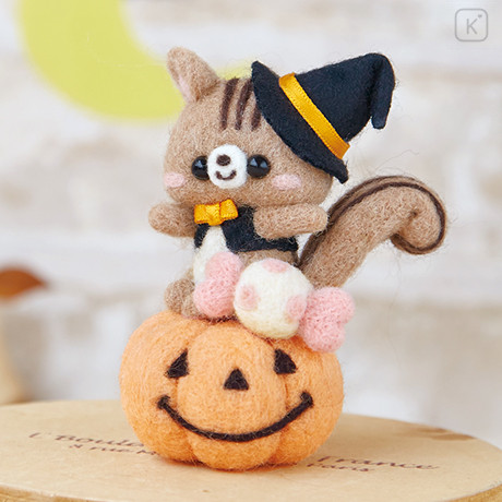 Japan Hamanaka Wool Needle Felting Kit - Halloween Squirrel & Pumpkin - 1
