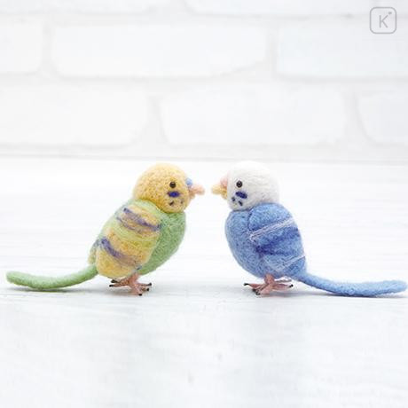 Japan Hamanaka Wool Needle Felting Kit - Two Budgerigar Parrot Birds - 2