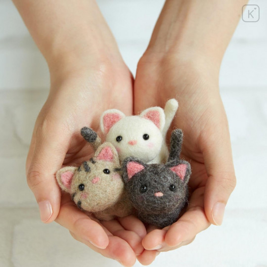 Japan Hamanaka Wool Needle Felting Kit - Cute Cats Buddy - 2