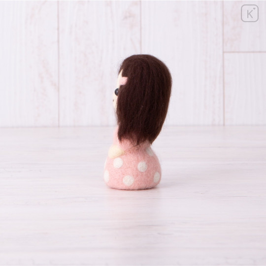 Japan Hamanaka Needle Felting Kit - Brown Hair Girl - 2