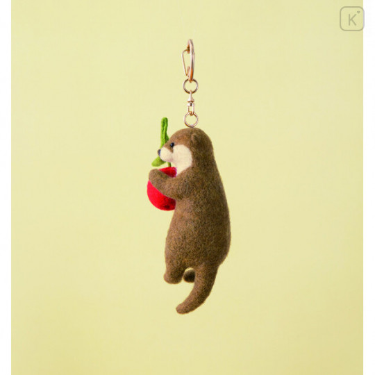 Japan Hamanaka Keychain Needle Felting Kit - Otter & Cherry - 2