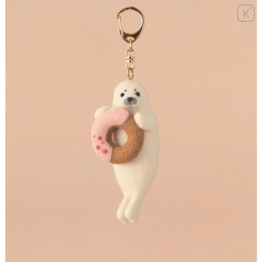 Japan Hamanaka Keychain Needle Felting Kit - Seal & Donut - 1