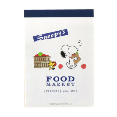 Japan Peanuts Mini Notepad - Snoopy / Delicious Food Market Apple
