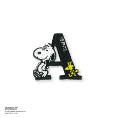 Japan Peanuts Embroidery Iron-on Applique Patch / Snoopy A