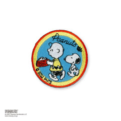 Japan Peanuts Embroidery Iron-on Applique Patch / Snoopy & Charlie Round