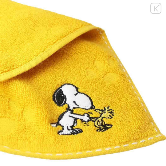 Japan Peanuts Jacquard Wash Towel - Snoopy & Woodstock / Embossed Deep Yellow - 2