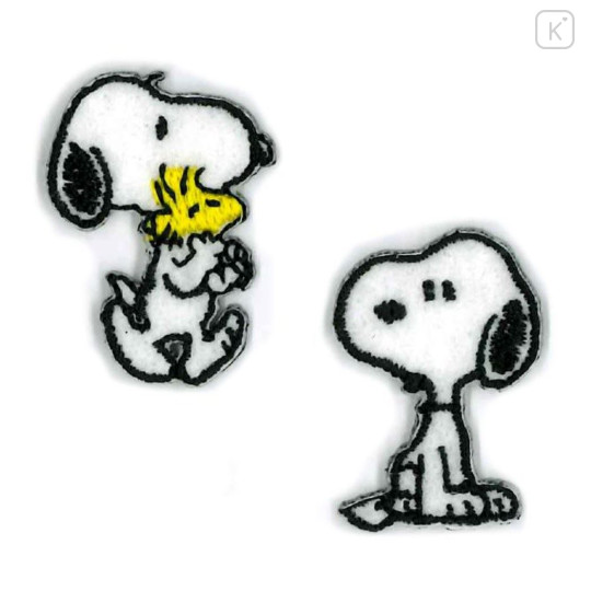 Japan Peanuts Embroidery Iron-on Applique Patch / Snoopy & Woodstock Hug - 1