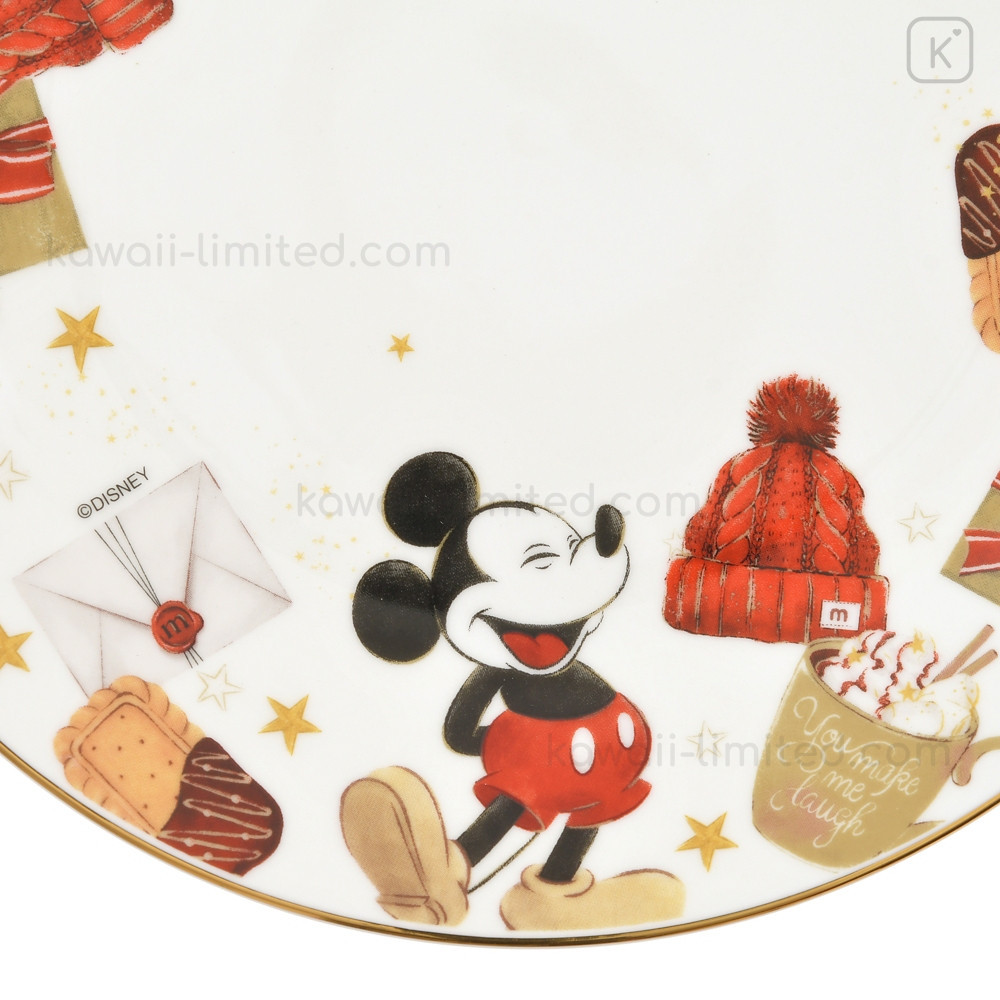 Asda slashes Christmas Mickey Mouse plates down to £15 & shoppers