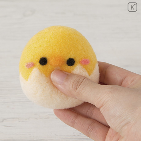 Japan Hamanaka Wool Needle Felting Kit - Squeaker Dolls Chicken & Chick - 2