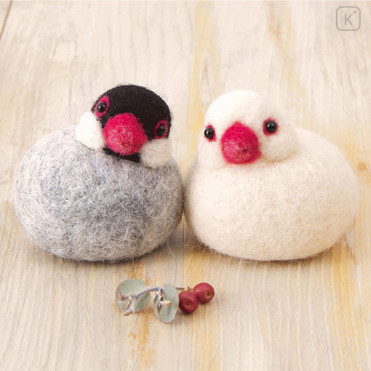 Japan Hamanaka Wool Needle Felting Kit - Sakura Java Sparrow & White Java Sparrow - 1