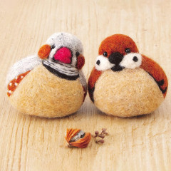 Japan Hamanaka Wool Needle Felting Kit - Golden Pheasant & Sparrow