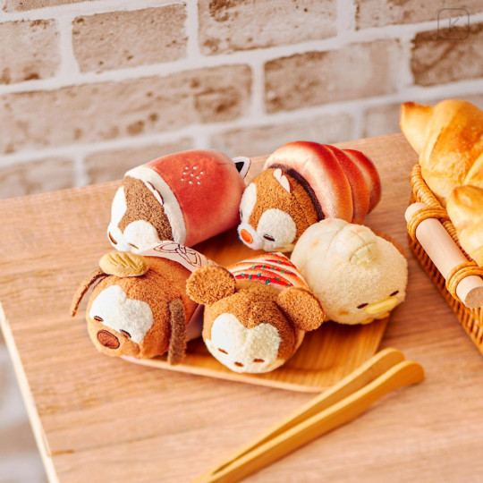 Japan Disney Store Tsum Tsum Mini Plush (S) - Mickey's Bakery Roll Bread - 8