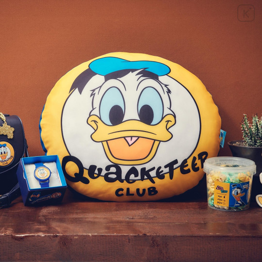 Japan Disney Store Cool Cushion - Donald Duck Birthday 2024 - 3