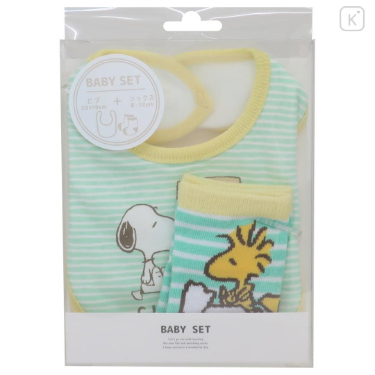 Japan Peanuts Bib & Socks Set - Snoopy / Woodstock Green - 1