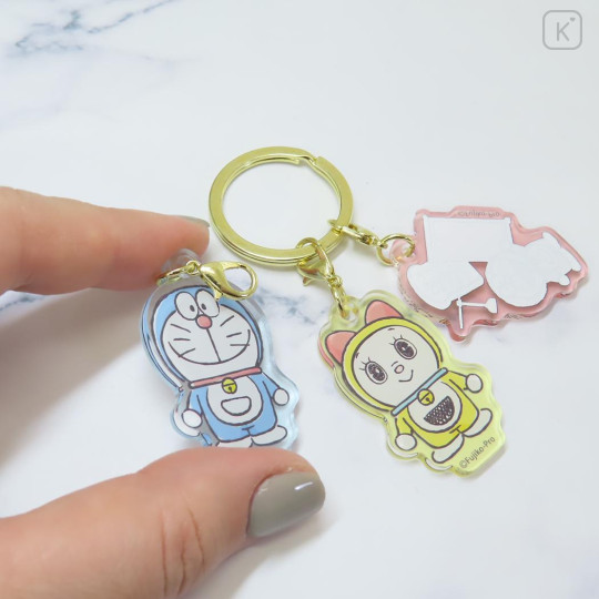 Japan Doraemon Keychain With 3 Charm - Family - 2