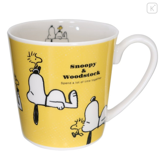 Japan Peanuts Porcelain Mug - Snoopy / Yellow Together - 1