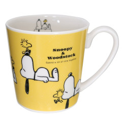 Japan Peanuts Porcelain Mug - Snoopy / Yellow Together