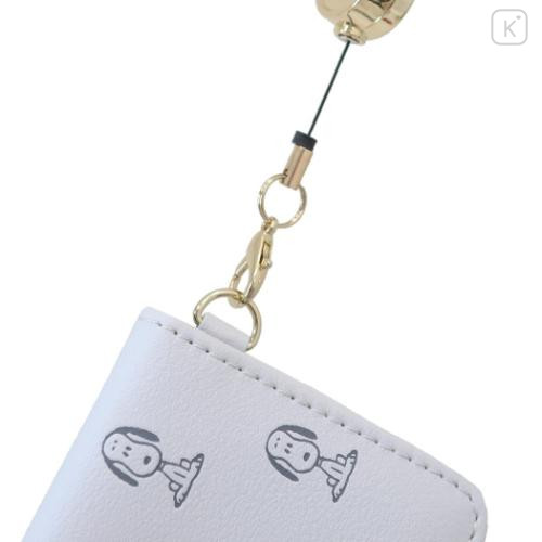 Japan Peanuts Bifold Pass Case Card Holder with Reel - Snoopy : Sitting - 4