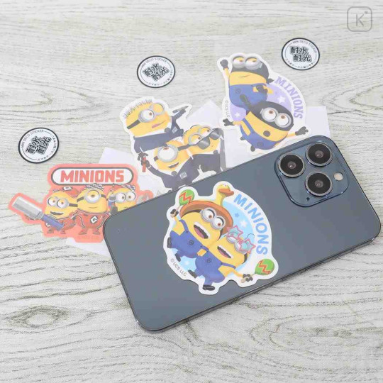 Japan Minions Vinyl Sticker - Despicable Me 4 / Transformation Mexican Dance - 2