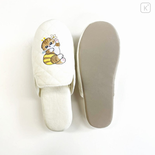 Japan Mofusand Room Slippers - Bee Cat Nyan / Ivory Strawberry - 6