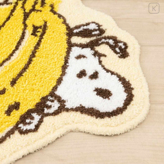 Japan Peanuts Die-cut Fluffy Floor Mat - Snoopy / Banana - 3