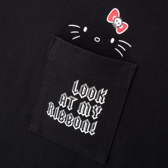 Sanrio UT Graphic Black T-Shirt - Hello Kitty - S - 2