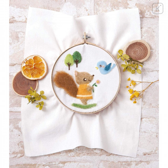 Japan Hamanaka Fluffy Embroidered Wool Needle Felting Kit - Squirrel & Little Bird - 1