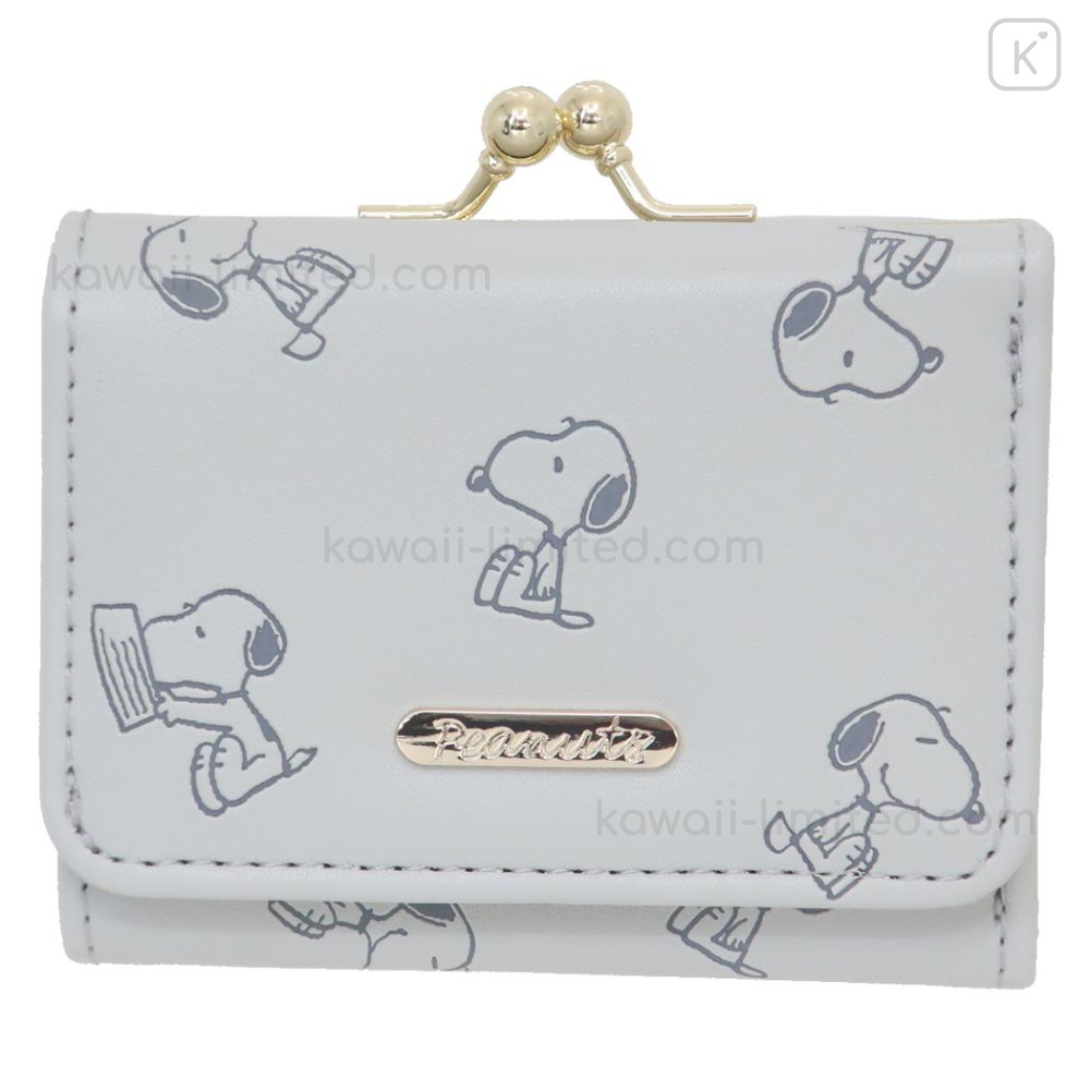 Japan Peanuts Trifold Wallet - Snoopy : Gold Grey Embossed Japan Peanuts Trifold Wallet - Snoopy : Gold Grey Embossed