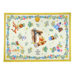Japan Disney Store Picnic Blanket Leisure Sheet - Winnie the Pooh : Splendid Colors Compact