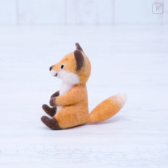 Japan Hamanaka Wool Needle Felting Kit - Fox : Sit - 2