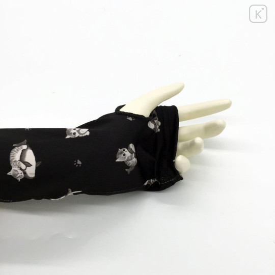 Japan Mofusand Arm Cover - Shark Cat Black - 3