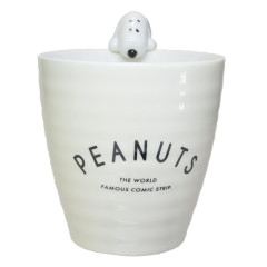 Japan Peanuts Tea Cup with Nokkari Figure - Snoopy : Beige