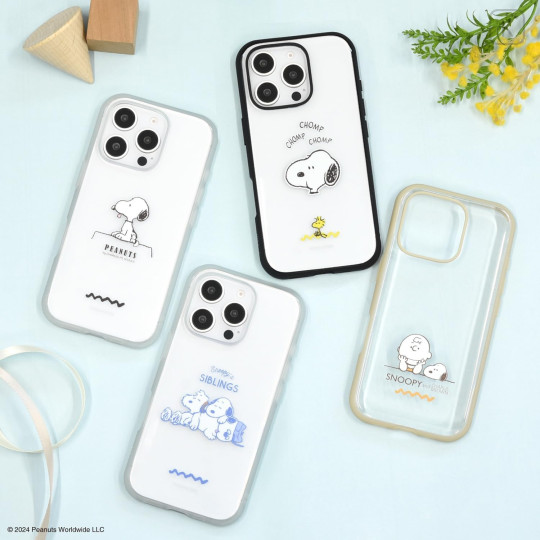Japan Peanuts IIIIfit Clear iPhone Case - Snoopy & Charlie : iPhone16Pro - 5