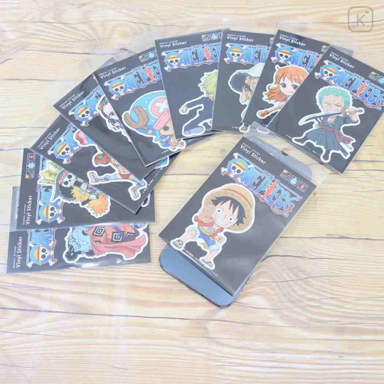 Japan One Piece Vinyl Sticker - Robin Ready To Fight B - 2