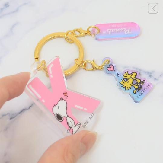 Japan Peanuts Acrylic Keychain 3 Charm - Snoopy & Woodstock : Alphabet K - 2