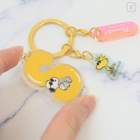 Japan Peanuts Acrylic Keychain 3 Charm - Snoopy & Woodstock : Alphabet S Joe Cool - 2