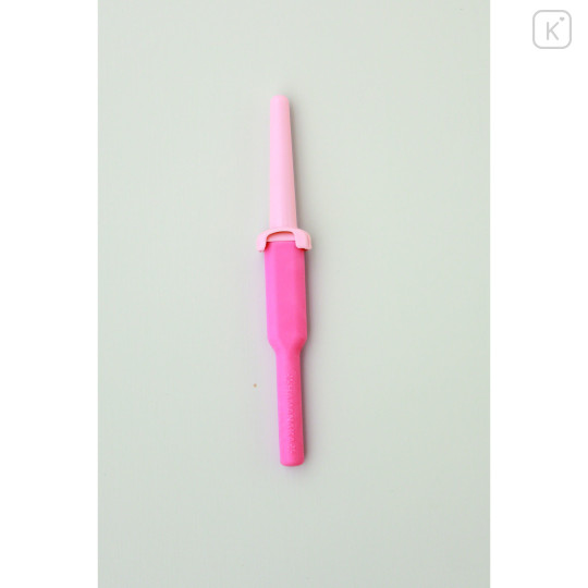 Japan Hamanaka Felting Needle Grip - 1