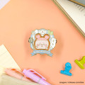 Japan Chiikawa Gimmick Pin Badge - Furuhonya Kani-chan : Reading - 2