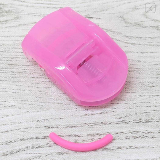 Japan Crayon Shin-chan Eyelash Curler - Shinnosuke Nohara : Choco - 2