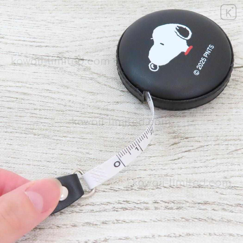 Japan Peanuts Measuring Tape - Snoopy : Black | Kawaii Limited