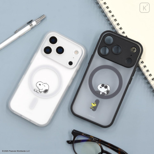 Japan Peanuts IIIIfit Plump Frame iPhone 17 Pro Case with MagSafe - Snoopy : Joe Cool - 6