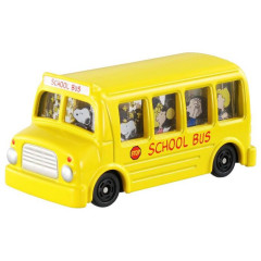 Japan Peanuts Dream Tomica - Snoopy : School Bus
