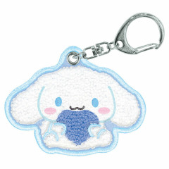 Japan Sanrio Sagara Embroidery Keychain - Cinnamoroll : Mofumofu Hug Heart