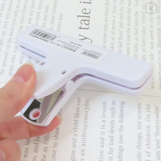 Japan Peanuts Book Clip - Snoopy : White - 2