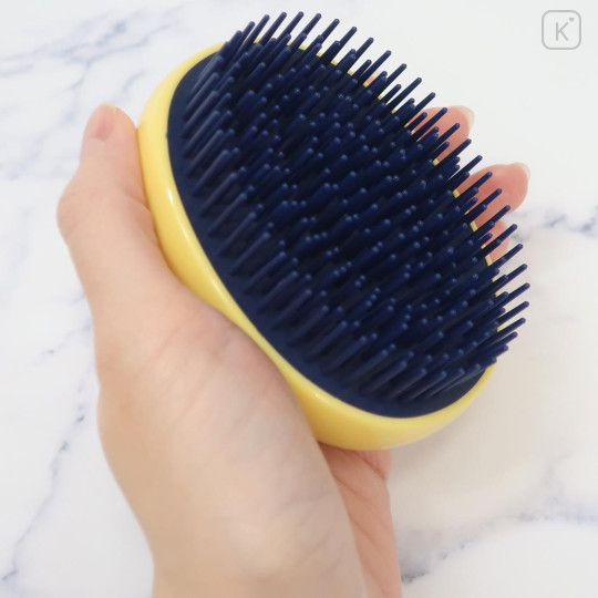 Japan Tamagotchi Oval Hair Brush - Memetchi Face - 2