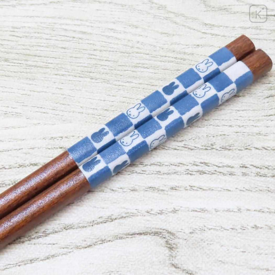 Japan Miffy Natural Wood Chopsticks 23cm - Miffy : Hasami Yaki Style Grid - 2