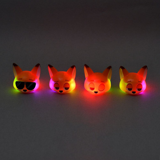 Japan Disney Store Bath Ball with Random Glowing Mascot - Zootopia : Nick Wilde Face Blind Box - 3