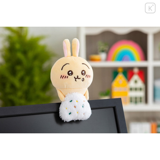 Japan Chiikawa Monitor Plush Toy - Usagi : Hook-and-loop Watching from Your Desktop Onigiri Rice Ball - 2