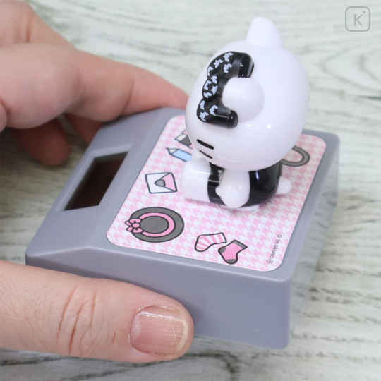 Japan Sanrio Solar Bobblehead - Hello Kitty : Sitting Houndstooth Black - 2