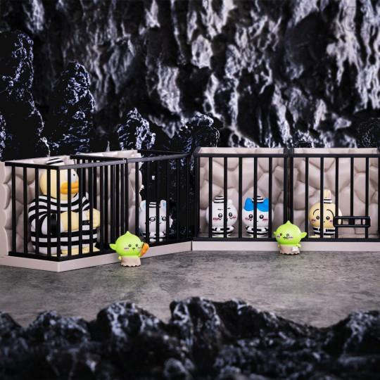 Japan Chiikawa Gpsbox Figure Collection - Chiikawa : Prison Blind Box - 3